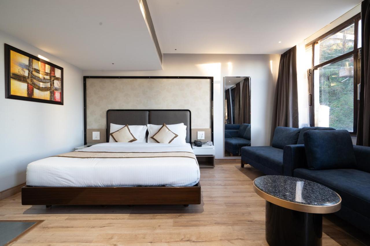 The Legacy Hotel Shimla Exterior photo